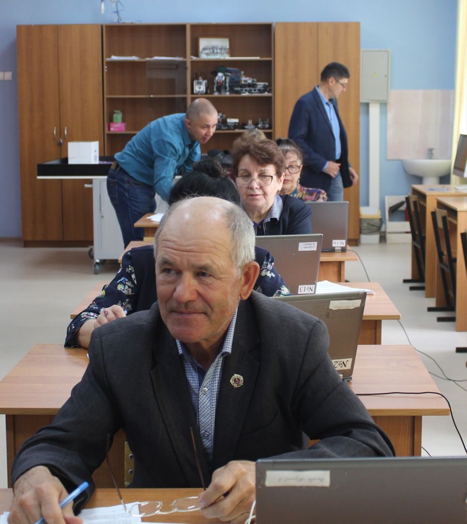 В Дрожжановском районе прошел чемпионат по компьютерному многоборью среди пенсионеров