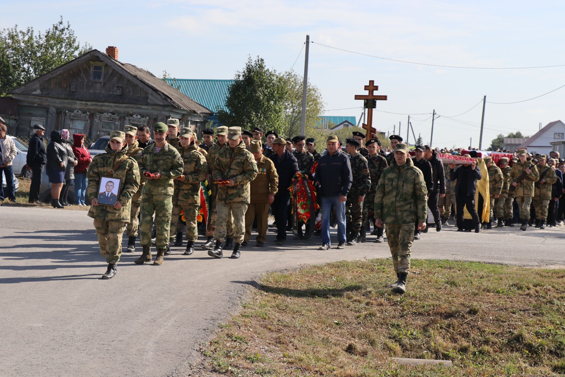 В Дрожжановском районе простились с погибшим в ходе спецоперации капитаном спецназа