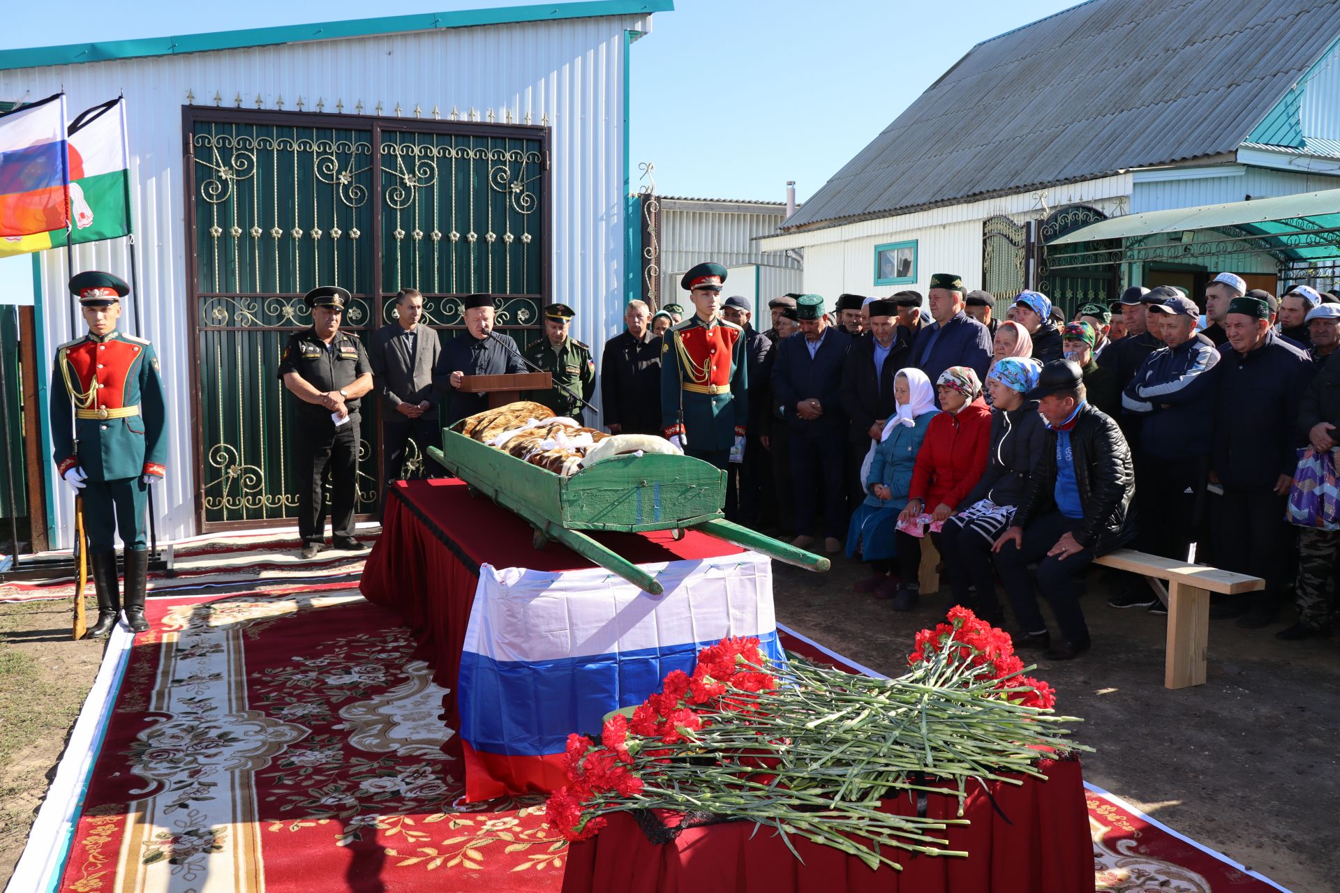 В Дрожжановском районе похоронили погибшего во время спецоперации Айдара Газимова