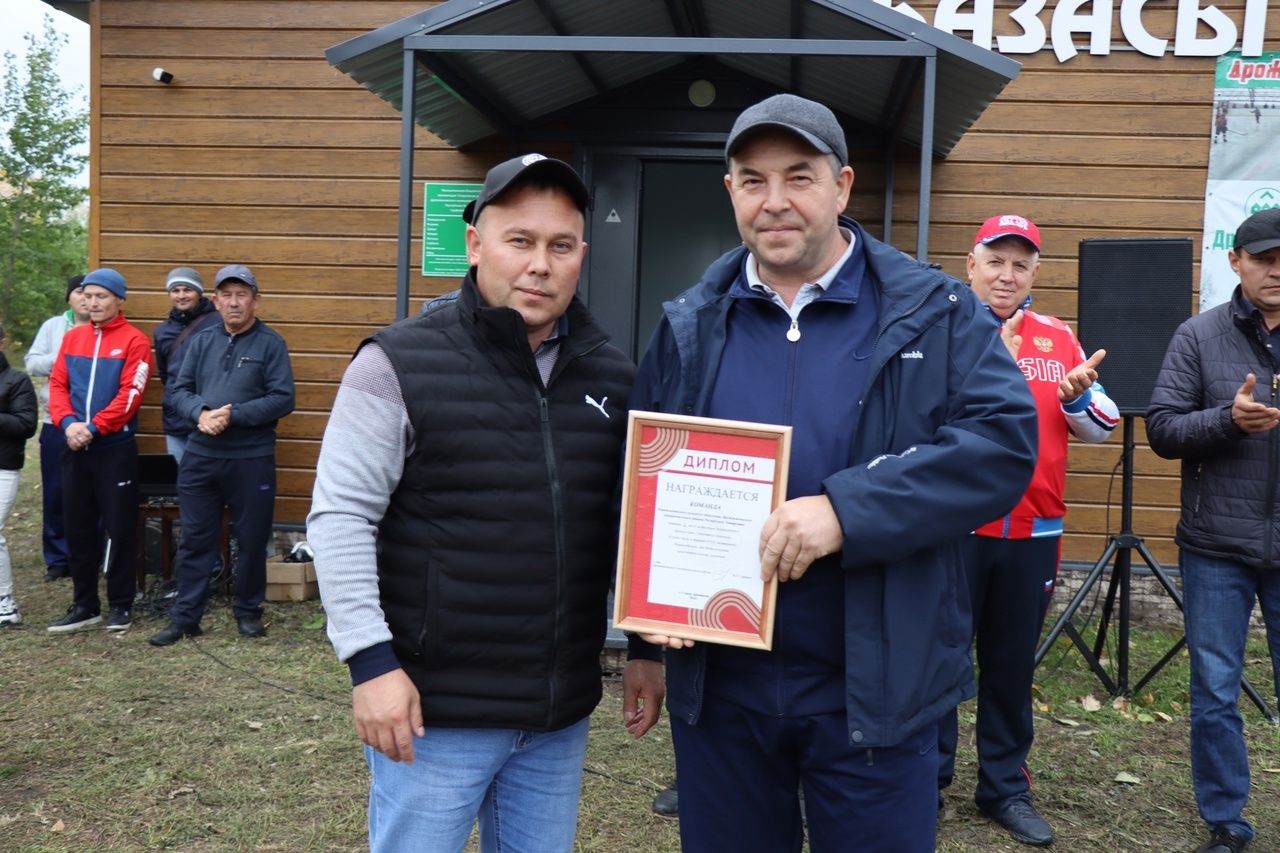 Дрожжановцев наградили золотыми значками отличия ВФСК «Готов к труду и обороне»