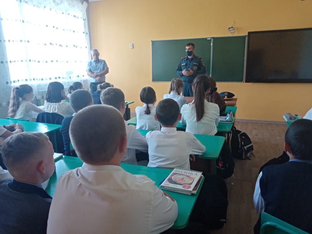 Декадник пожарной безопасности в образовательных учреждениях Дрожжановского муниципального района