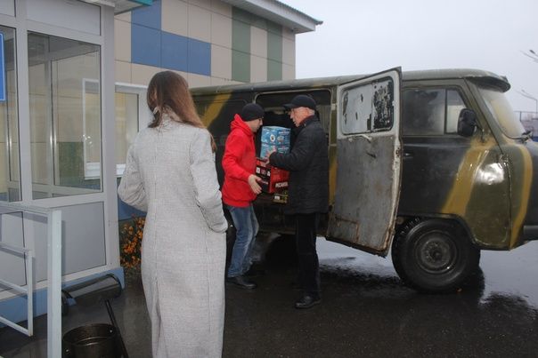 Выходец из Дрожжановского района передал автомобиль УАЗ с гуманитарным грузом для бойцов в СВО
