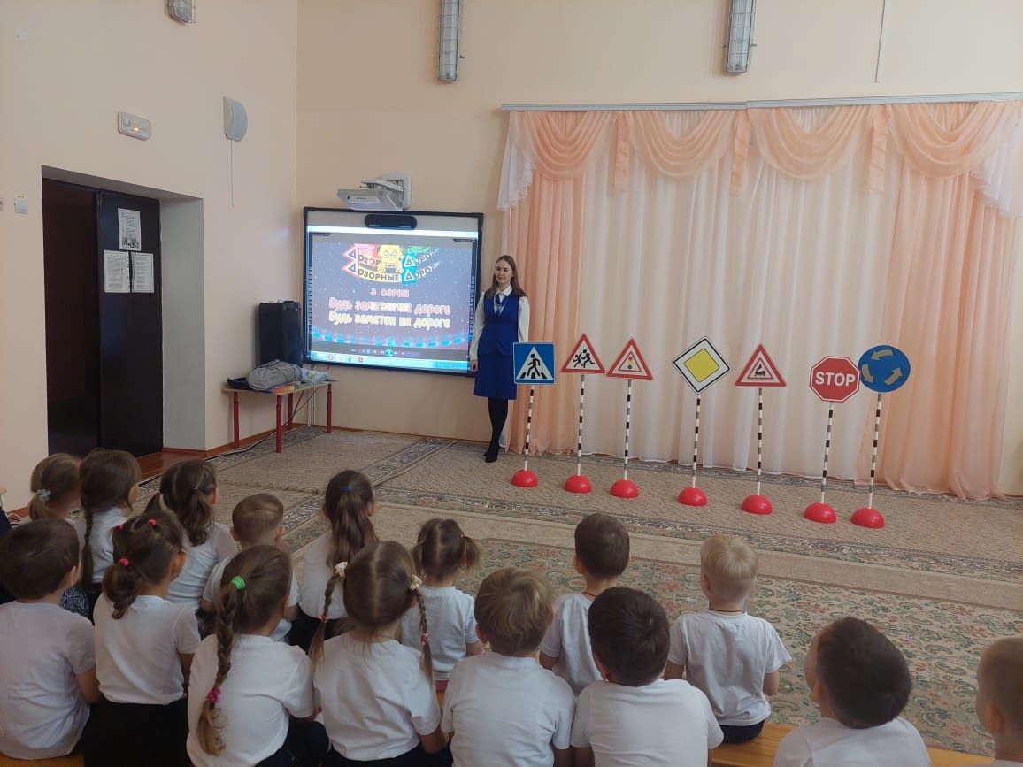 В детских садах Дрожжановского района РТ проходят занятия по ПДД