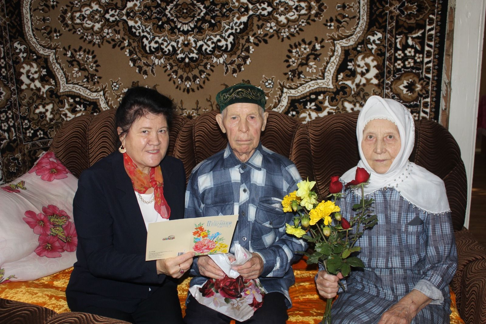 В Дрожжановском районе в рамках декады пожилых прошла социальная акция «Открытка ветерану»