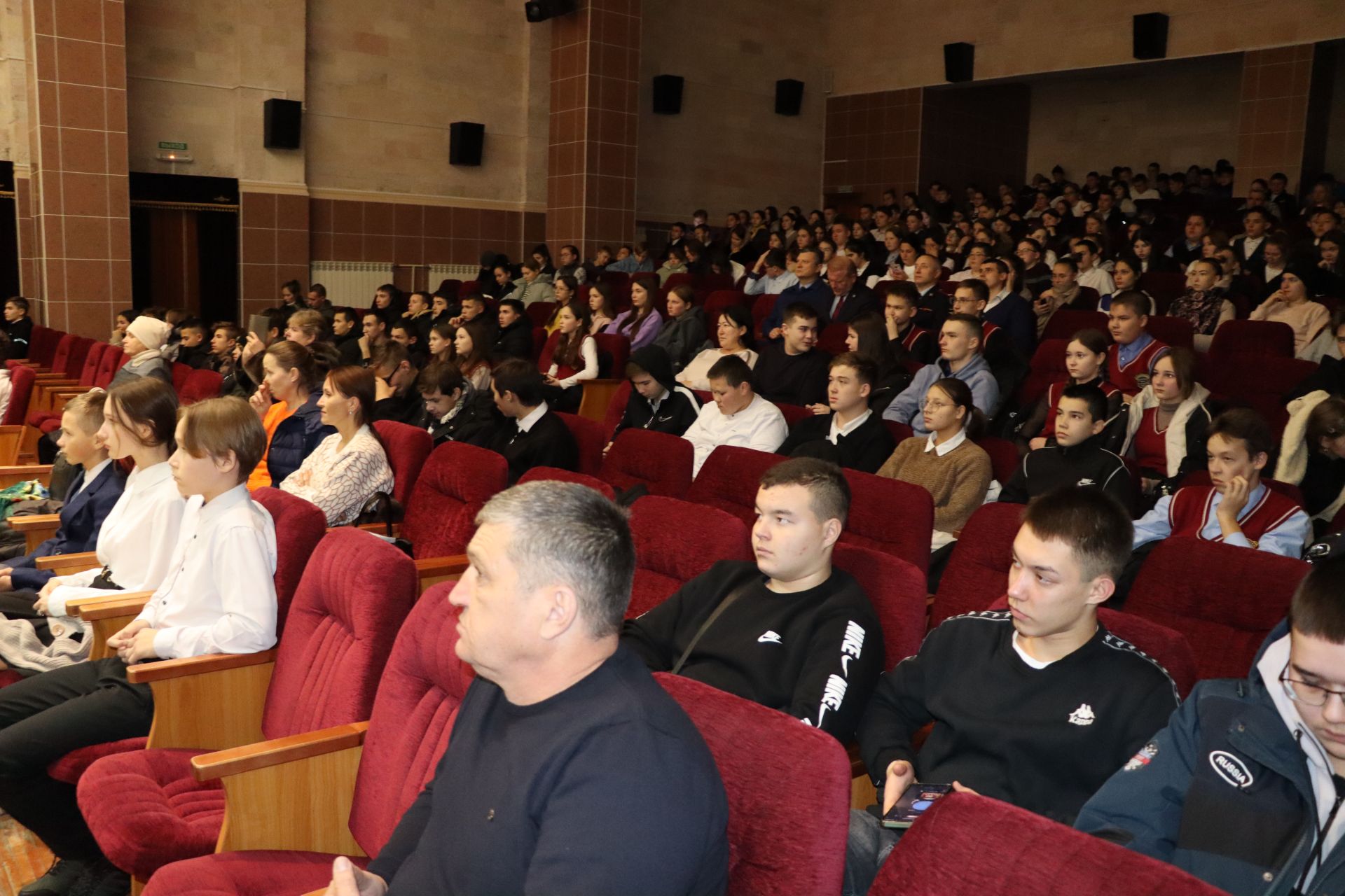 Школьникам Дрожжановского района РТ вручили паспорта гражданина России