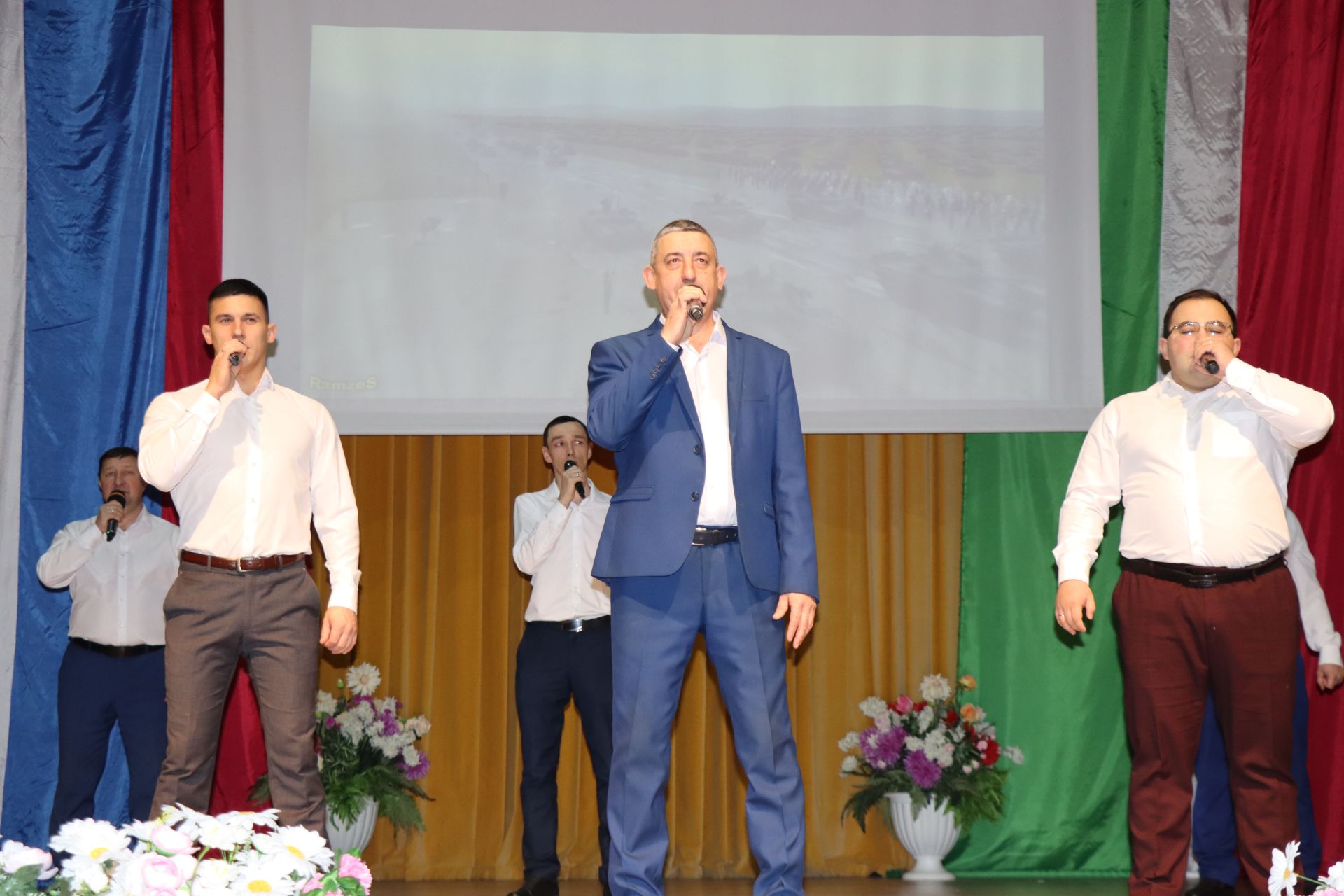 Школьникам Дрожжановского района РТ вручили паспорта гражданина России