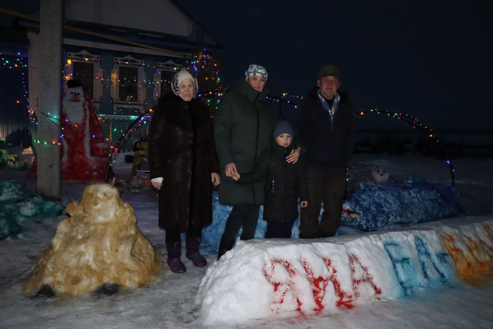 В настоящую зимнюю сказку превратились улицы села Малая Цильна Дрожжановского района РТ в канун Нового года