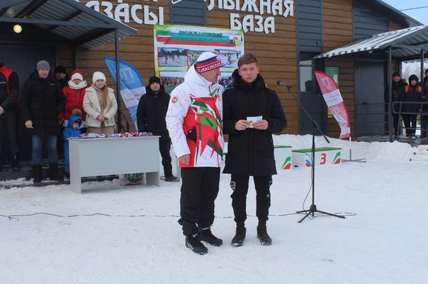 В Дрожжаном во время соревнований «Лыжня Татарстана – 2023» вручили знаки отличия ГТО