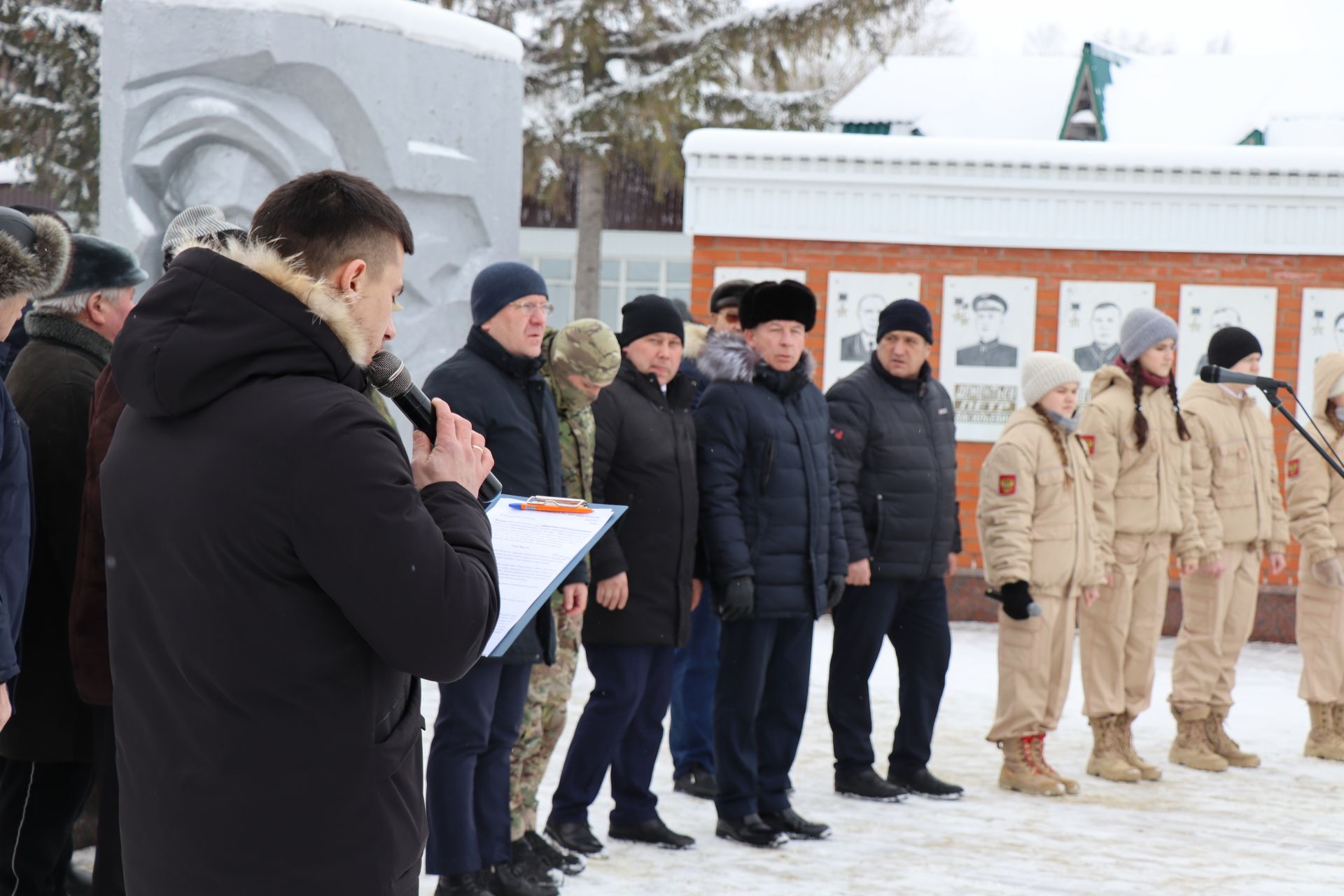 В Дрожжановском районе состоялся митинг посвященный  Дню защитника Отечества