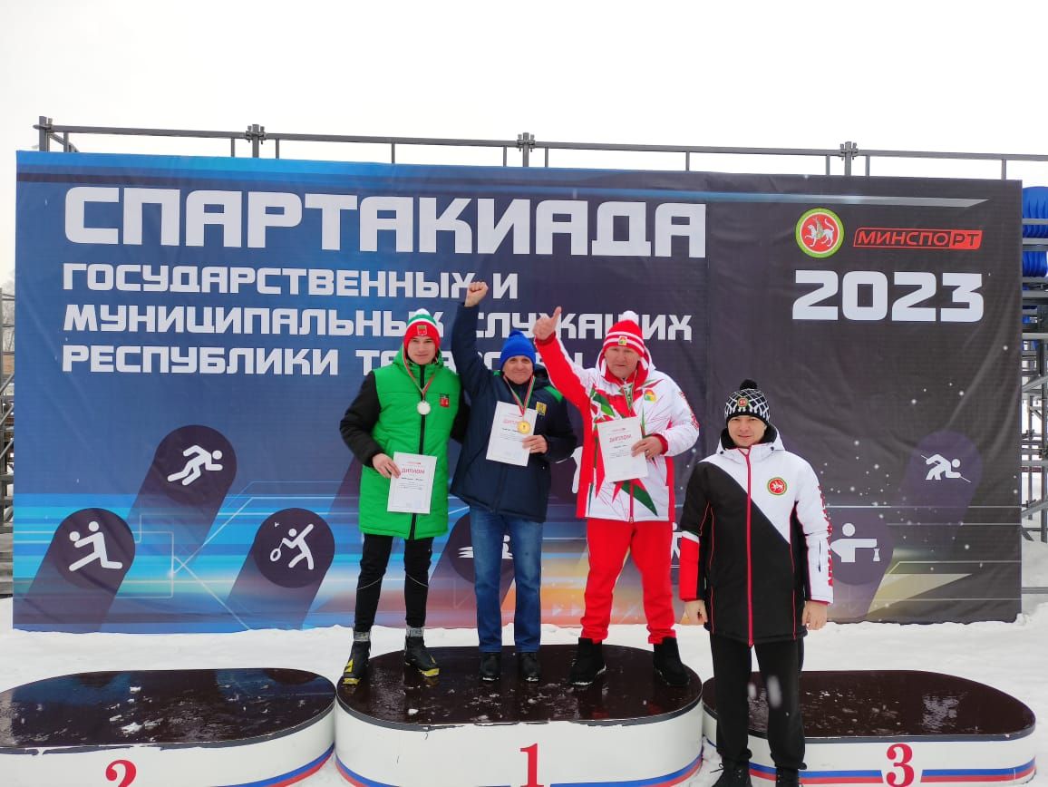 Дрожжановская команда заняла 1место по лыжным гонкам