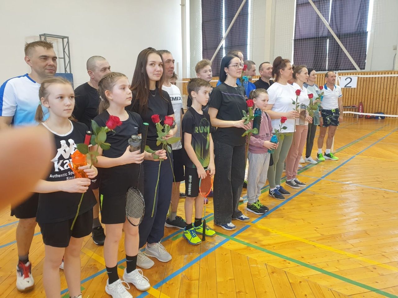 В Дрожжаном состоялся турнир по бадминтону в честь Международного женского дня