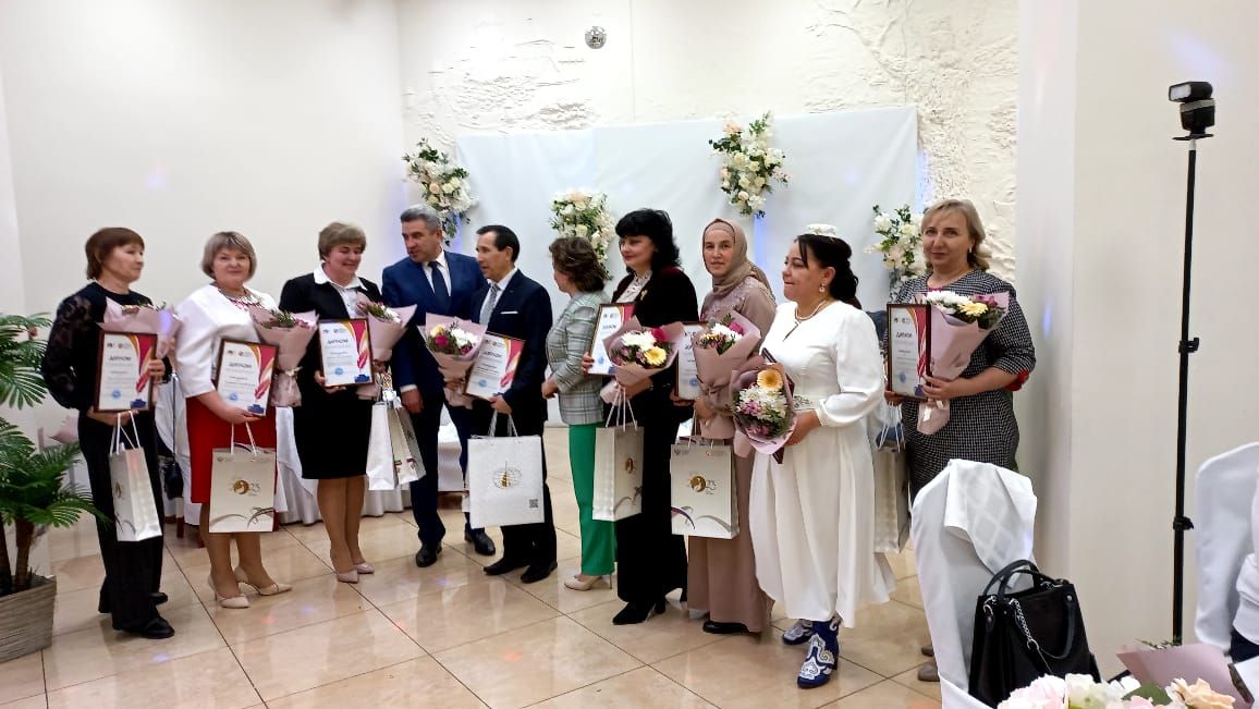 Педагог из Дрожжановского района награждена Дипломом Всероссийского конкурса  «Туган тел»