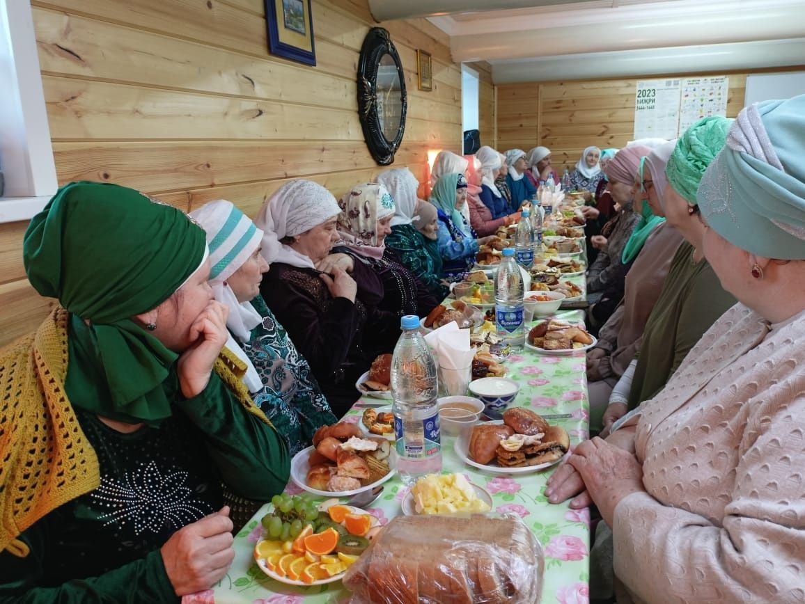 В мечети «Минзагит» села Новое Дрожжаное организовали ифтары