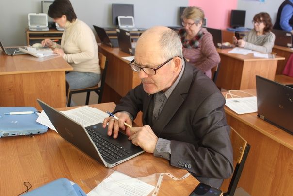 В Дрожжановском районе прошел чемпионат по компьютерному многоборью среди пенсионеров