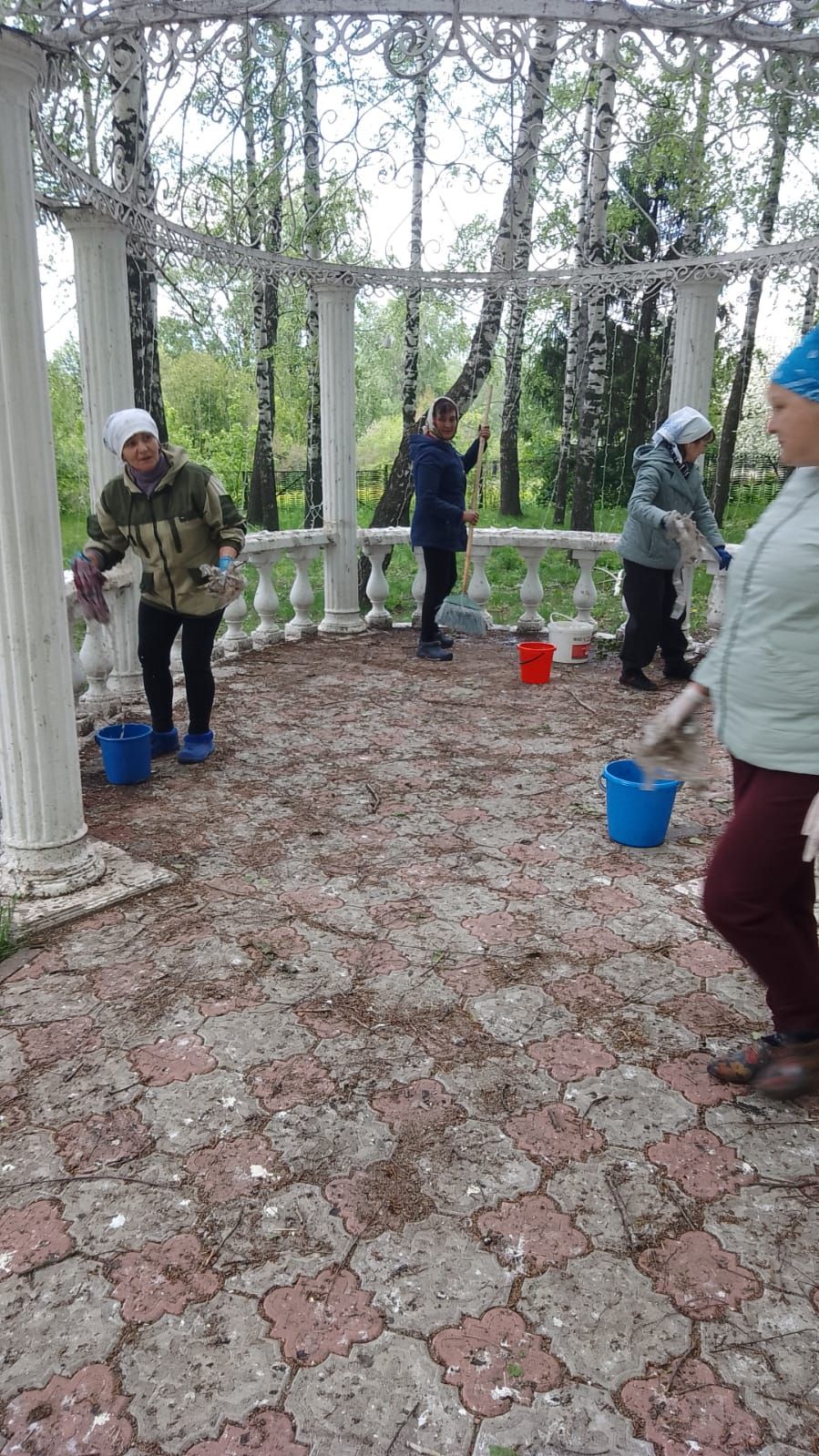 Дрожжановский парк выпускников готовится к последнему звонку 2023 года