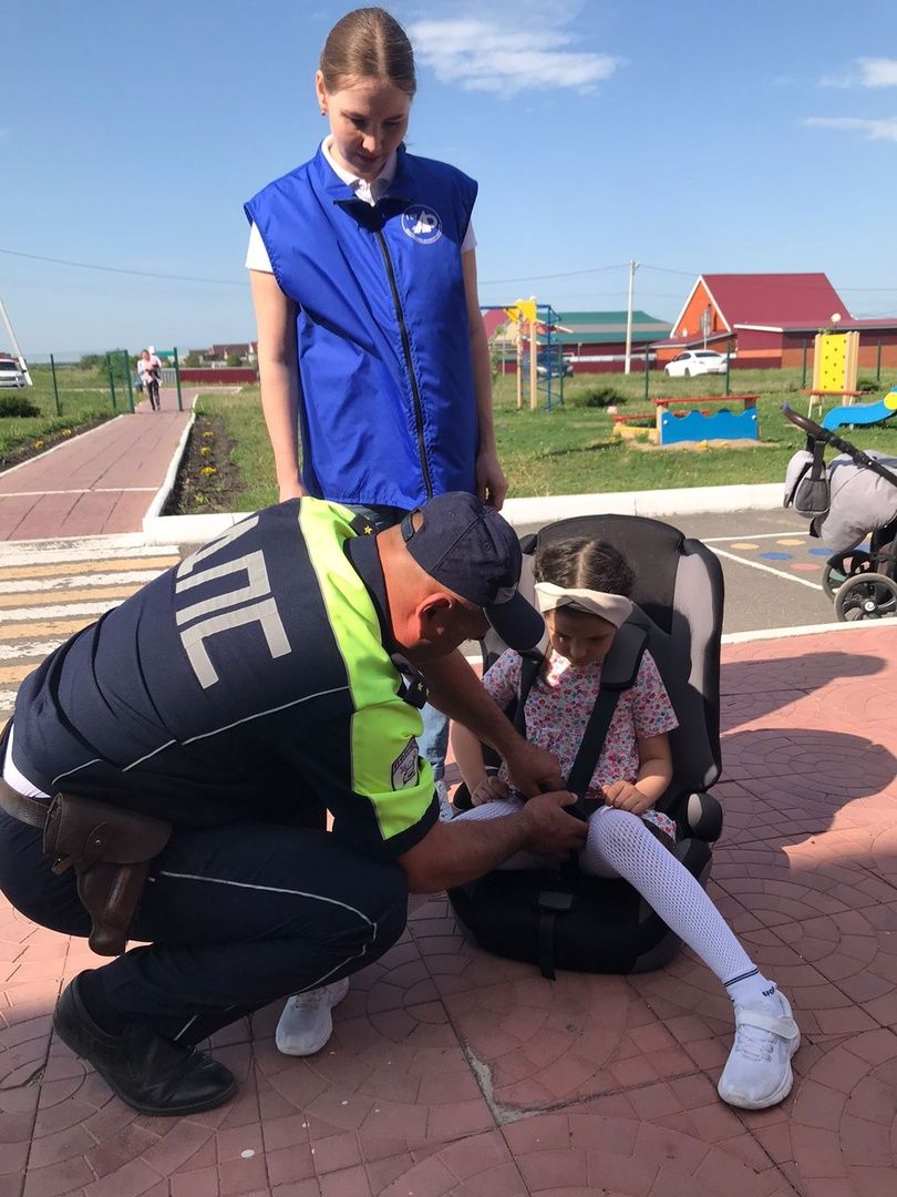 В Дрожжановском районе прошла акция «Ребенок - главный пассажир!»