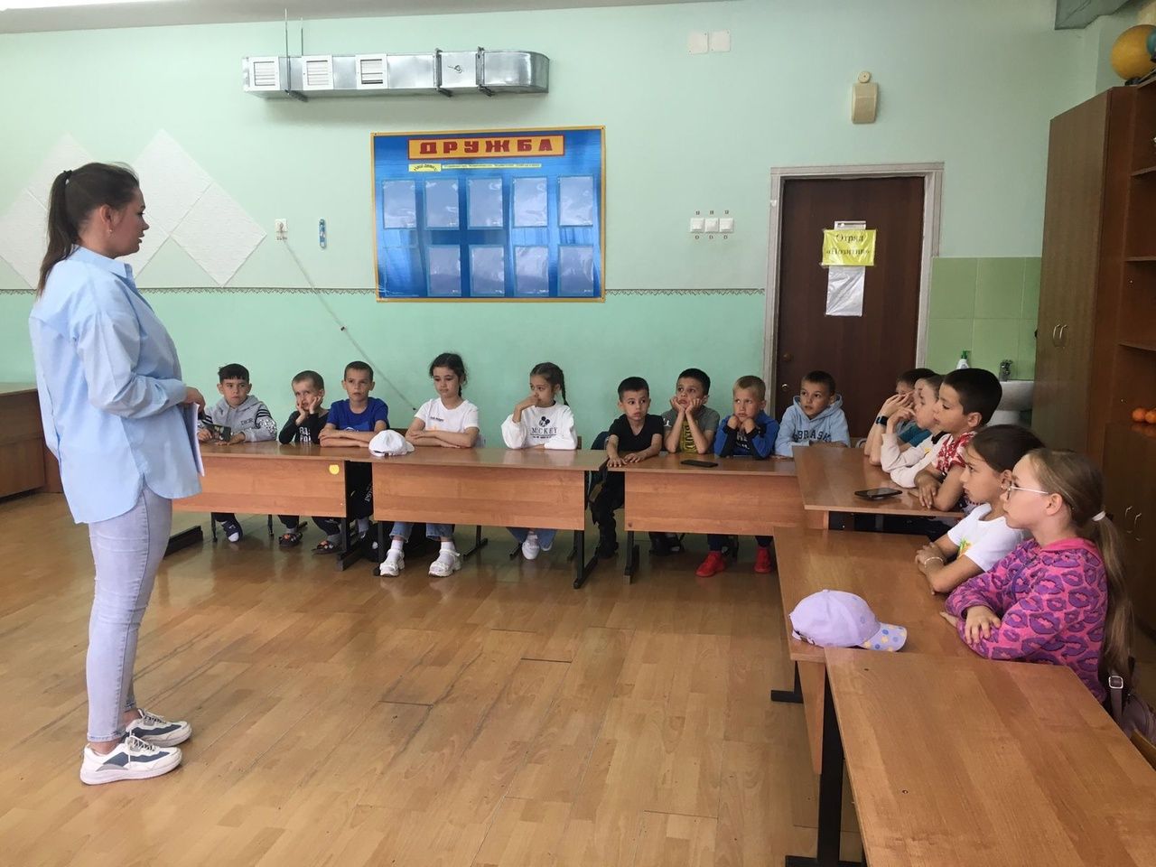 В пришкольном лагере Стародрожжановской СОШ прошла встреча с детьми по ПДД