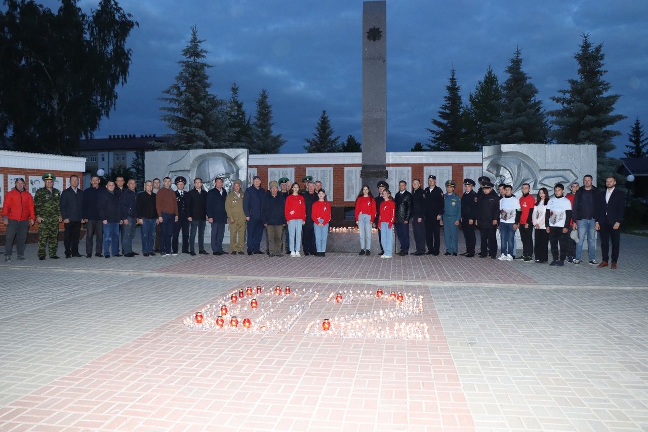 В Дрожжаном провели акцию «Свеча памяти»