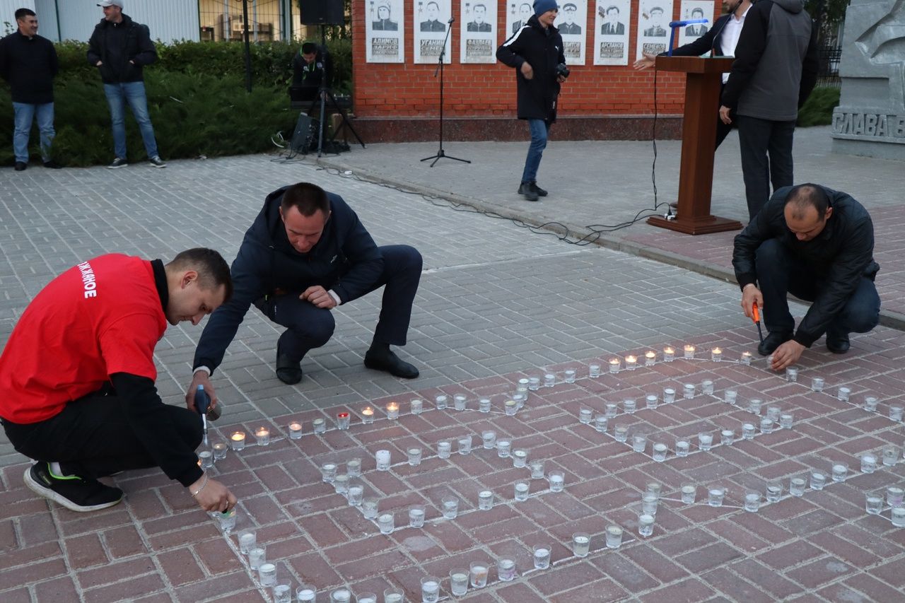 В Дрожжаном провели акцию «Свеча памяти»