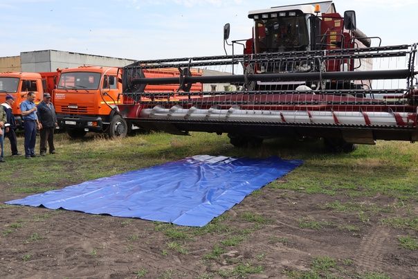 Парад комбайнов состоялся в Дрожжановском районе