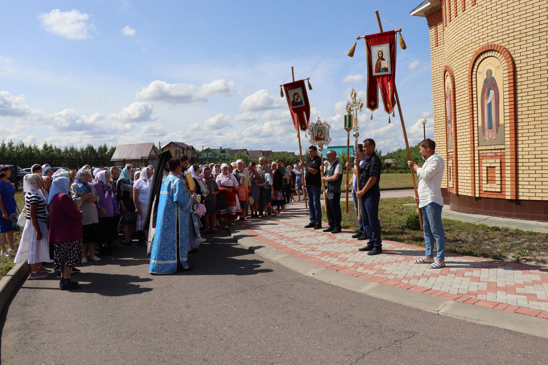 В Дрожжановском районе проходит фестиваль «Троицкие напевы»