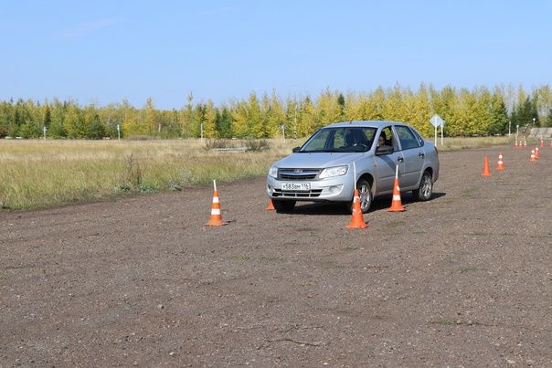 В Дрожжановском районе прошел муниципальный этап конкурса среди студентов-автомобилистов «Автосессия — 2023»