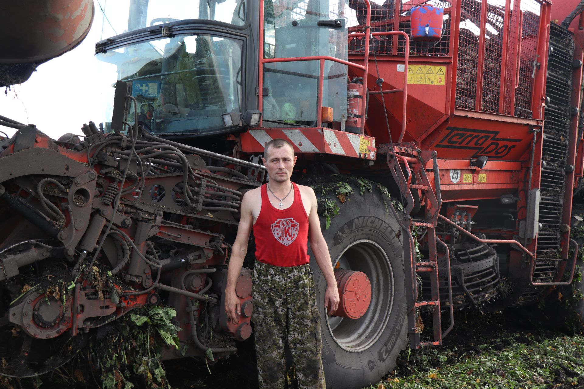 В КФХ «Р.А.Бикчуров» Дрожжановского района РТ завершили уборку сахарной свеклы