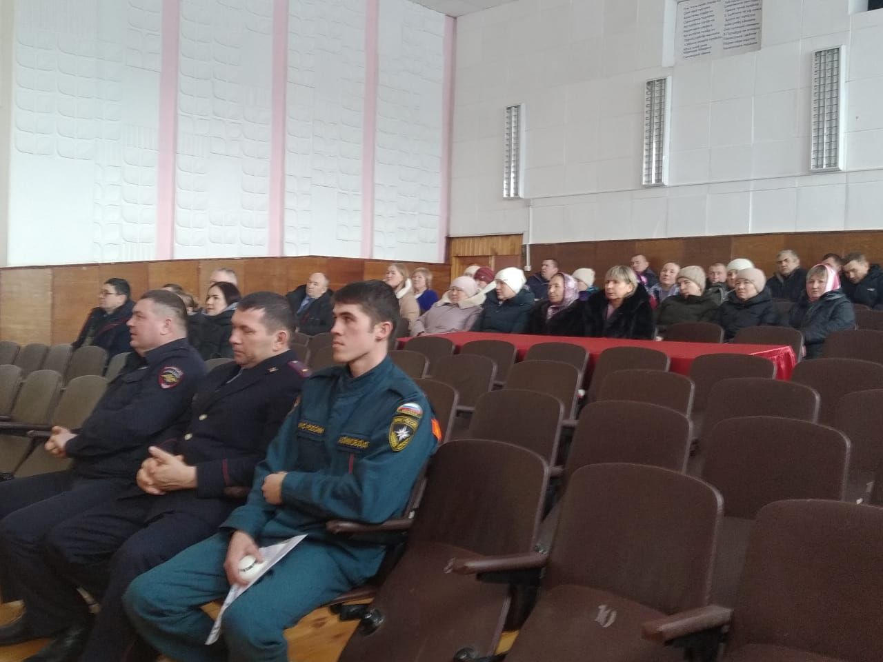 В сёлах Дрожжановского района РТ продолжаются встречи с жителями