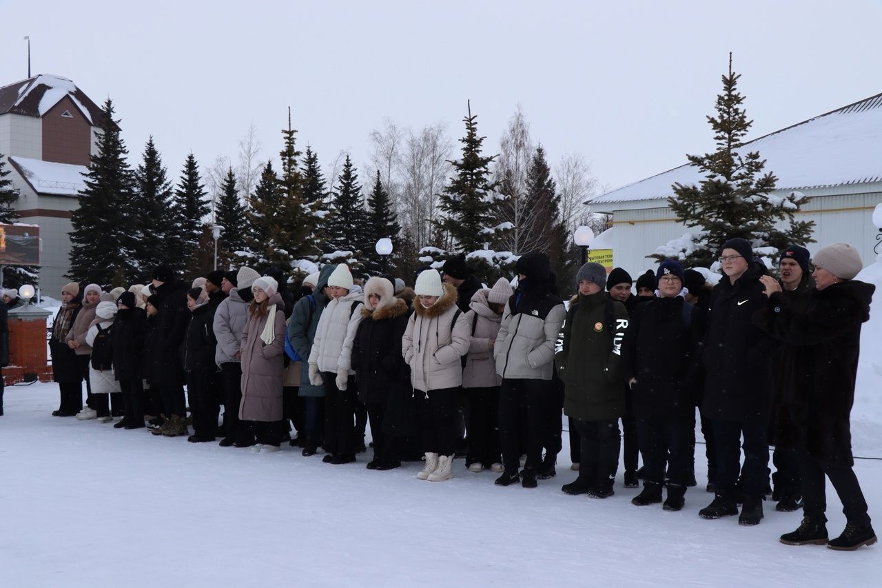 В Дрожжановском районе РТ прошёл митинг в честь 80-й годовщины снятия блокады Ленинграда