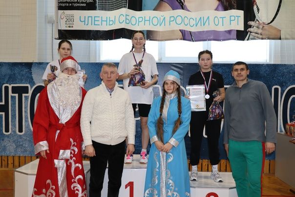 В Дрожжаном прошел турнир по бадминтону «Золотой волан»