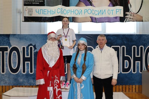 В Дрожжаном прошел турнир по бадминтону «Золотой волан»