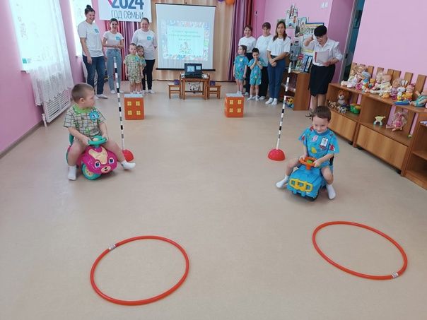 В Старошаймурзинском детском саду прошло мероприятие «Знает правила семья — значит знаю их и я!»