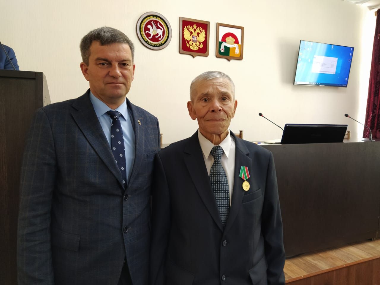 Чүпрәледән Николай Романов «Ветераннар хәрәкәтендәге казанышлары өчен» мактау билгесе белән бүләкләнде