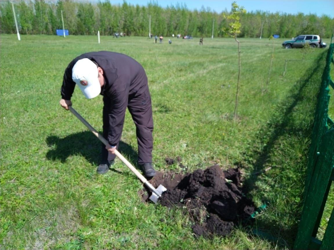 В Дрожжаном прошёл субботник, приуроченный к подготовке праздника Сабантуй