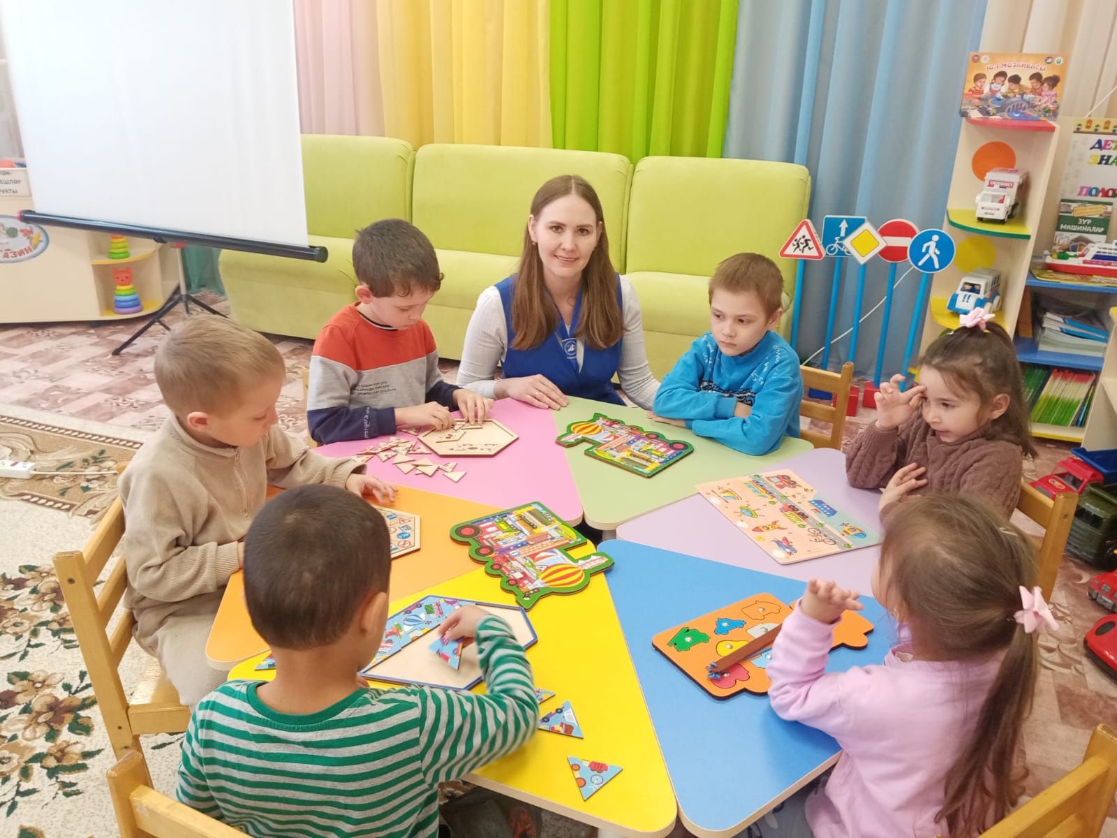 В детских садах Дрожжановского района РТ специалисты БДД проводят мероприятия по ПДД