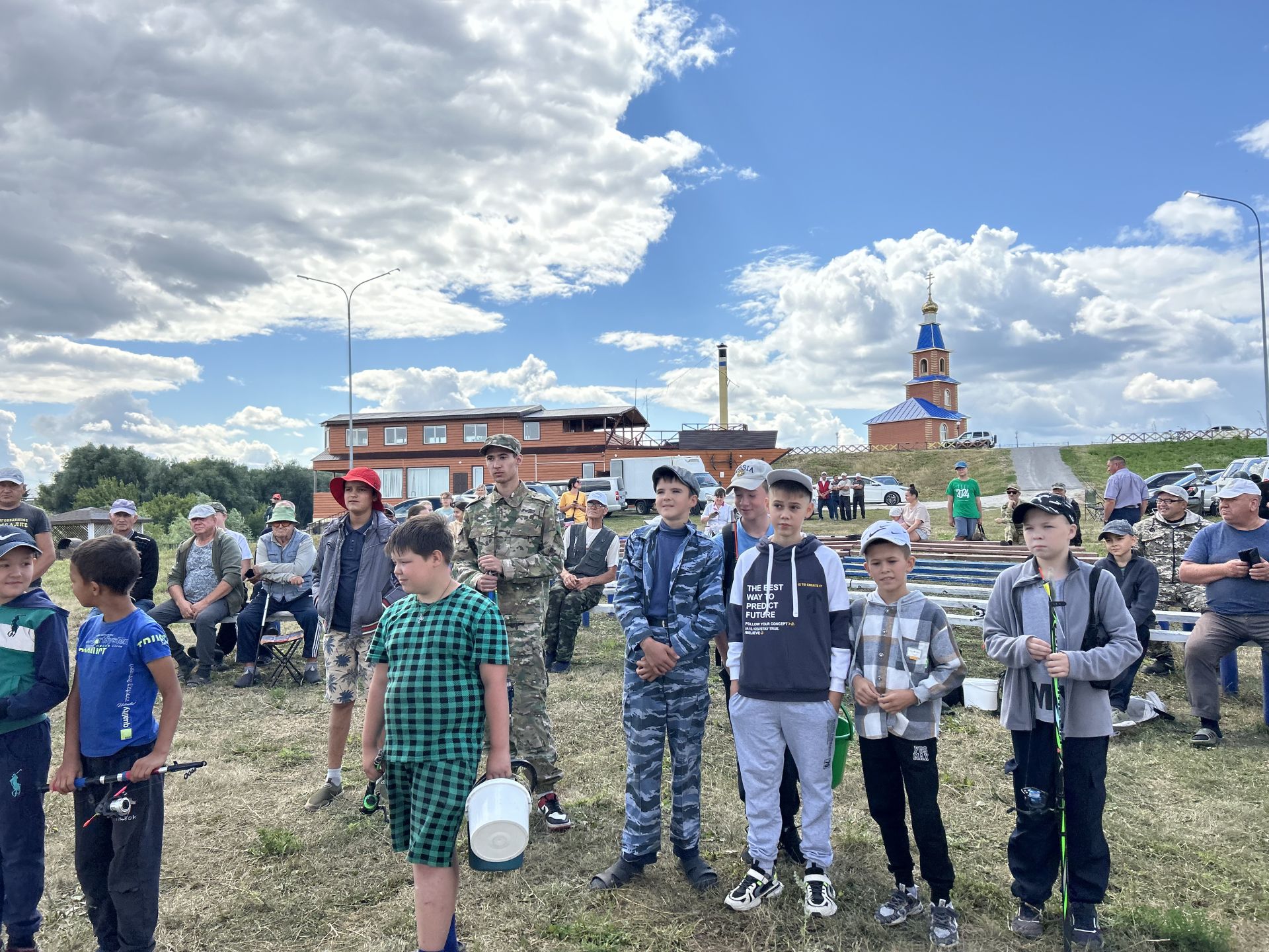 Соревнование по рыбной ловле в парке «Озеро Дружбы»: улов, эмоции и праздник в селе Алешкин-Саплык