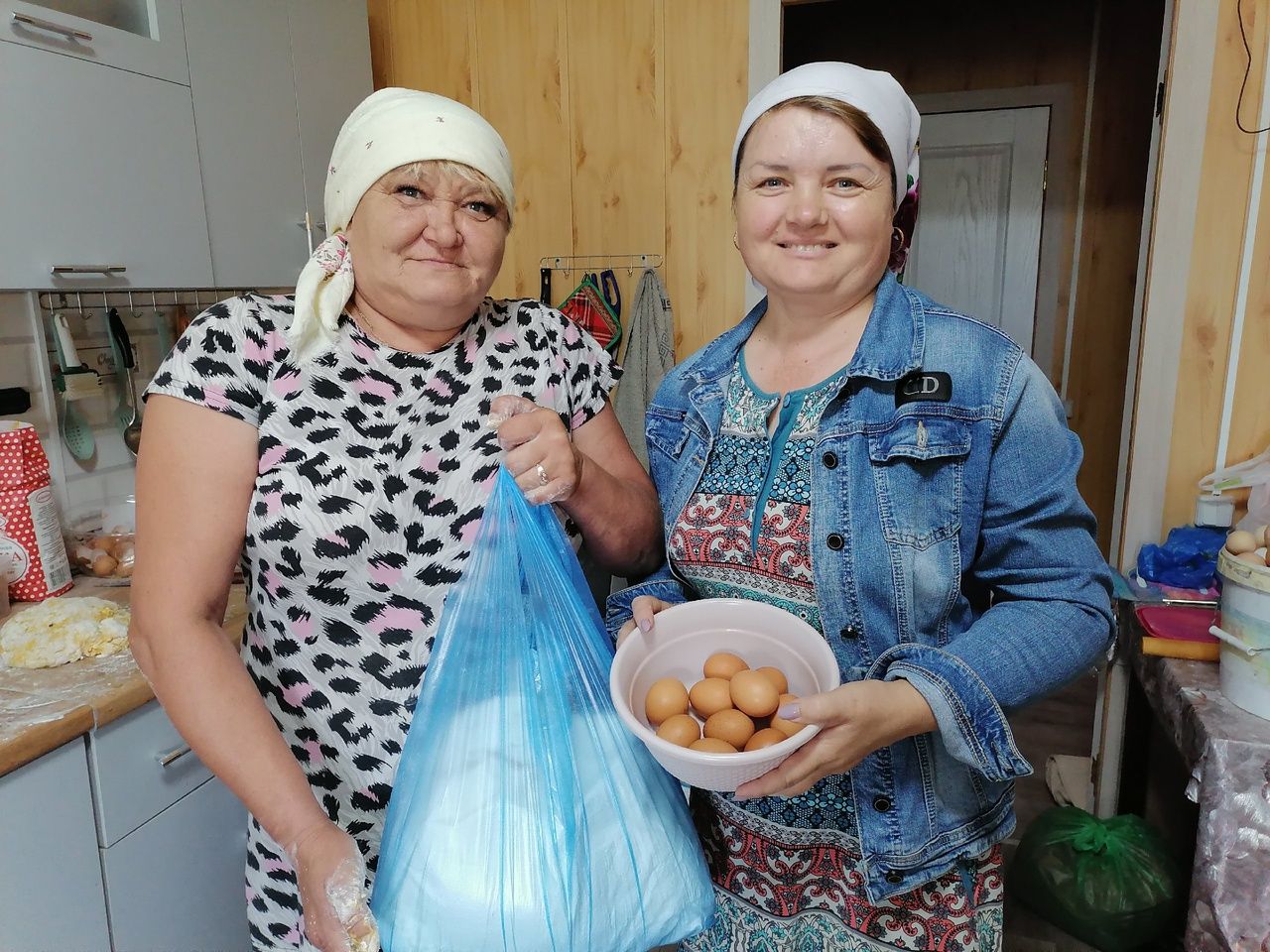 В селе Чепкас-Ильметьево Дрожжановского района бойцам СВО готовят домашнюю лапшу