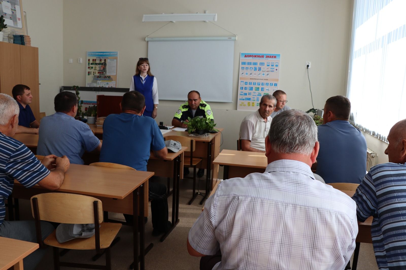 В Дрожжановском районе РТ прошел конкурс «Лучший водитель школьного автобуса»