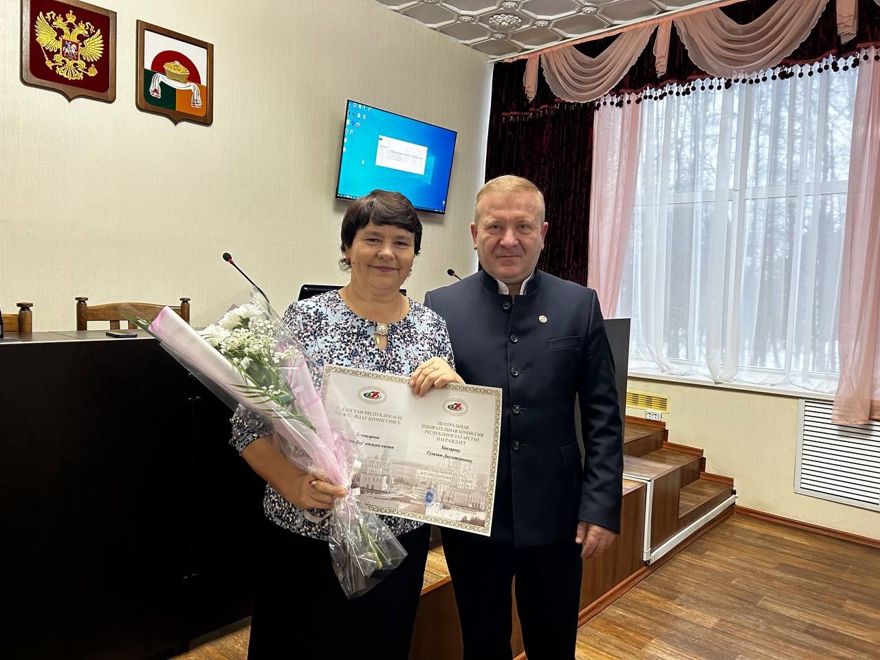 На деловом понедельнике глава Дрожжановского района РТ вручил награды