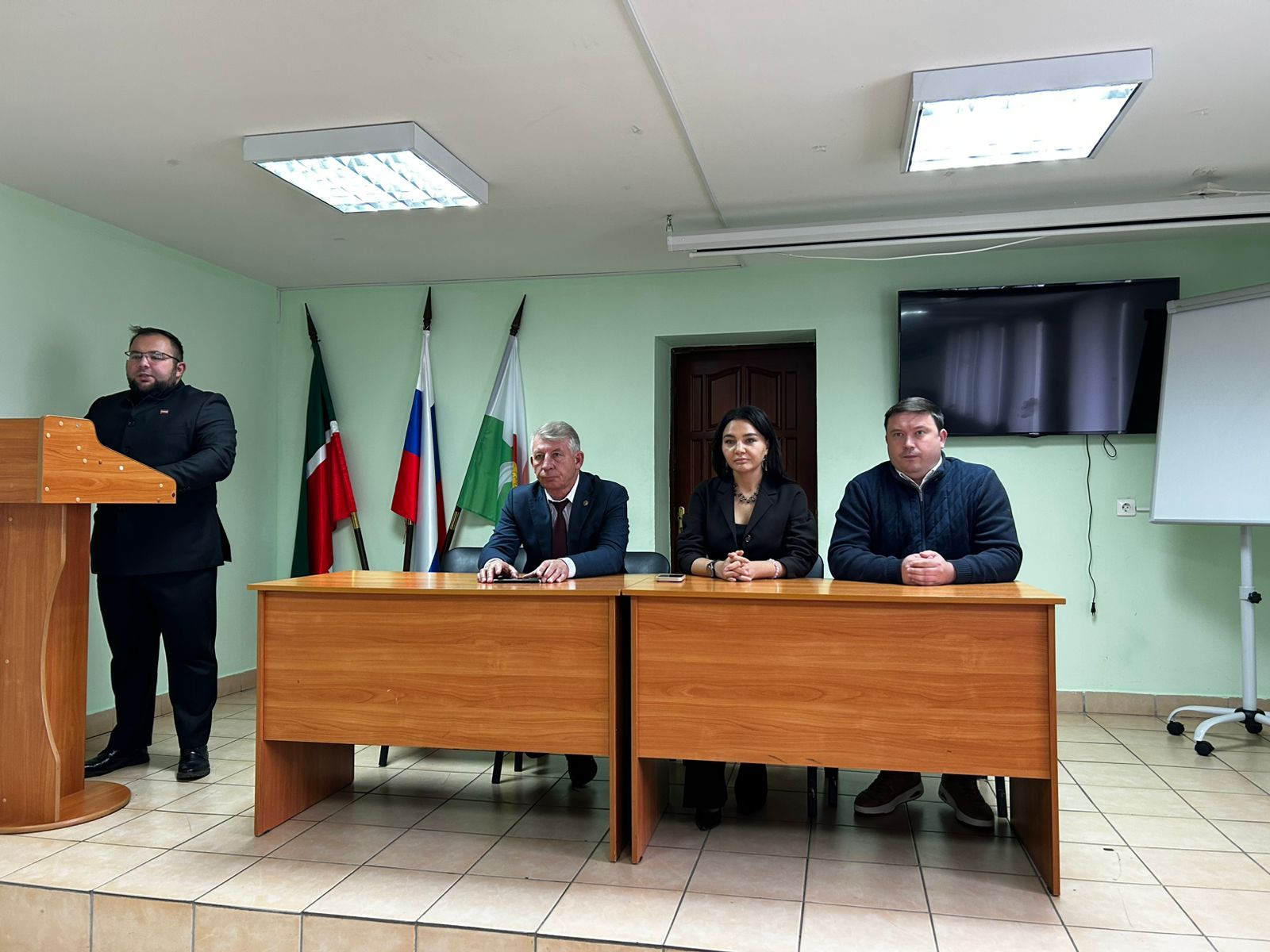 Команда кадрового резерва Раиса РТ с рабочим визитом находится в Дрожжановском районе