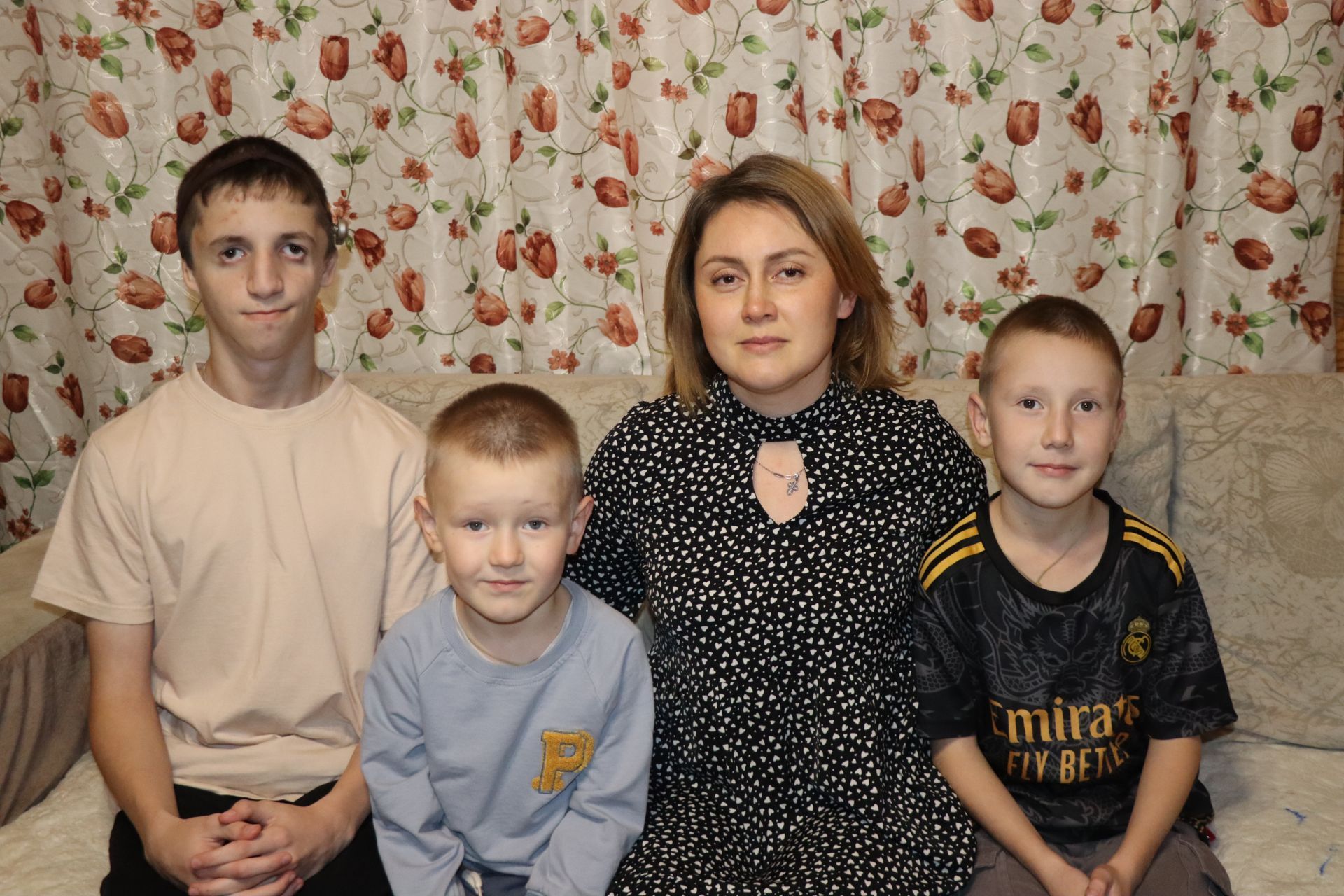 Кивӗ Ҫӗпрел ялӗнче пурӑнакан Олеся Портнова — тӑватӑ ача амӑшӗ.