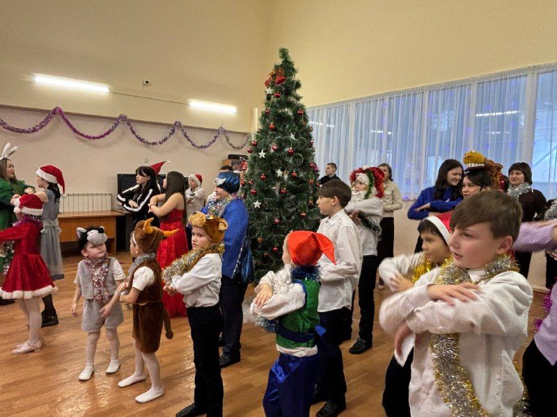 В социальном приюте «Тёплый дом» Дрожжановского района прошло праздничное новогоднее представление