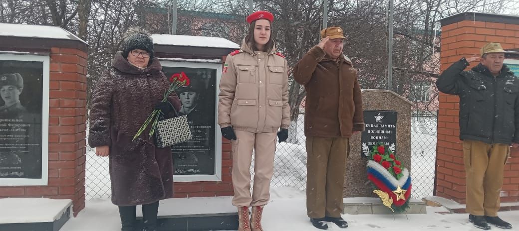 В Дрожжановском районе состоялся автопробег с участием ветеранов боевых действий в Афганистане