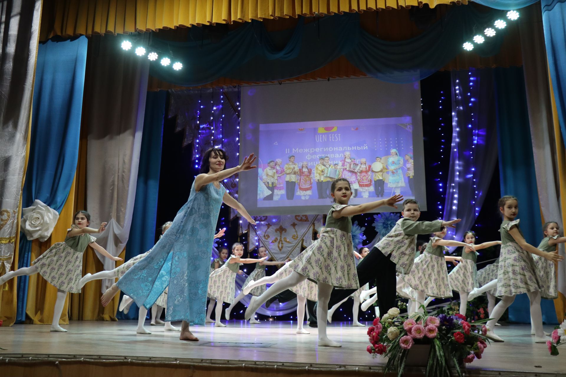 15 лет исполнилось народному хореографическому коллективу «Яшьлек» Дрожжановского района