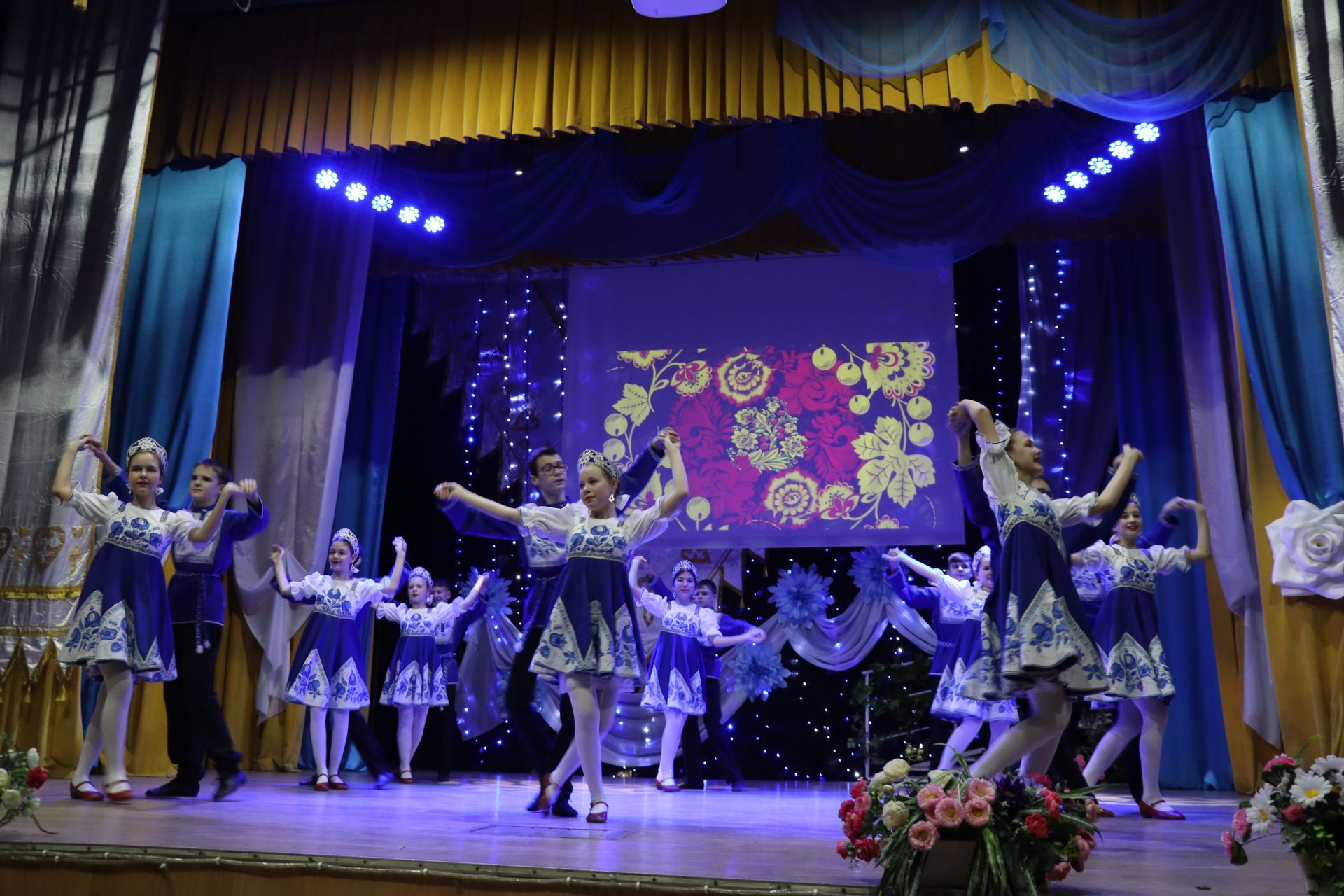 15 лет исполнилось народному хореографическому коллективу «Яшьлек» Дрожжановского района