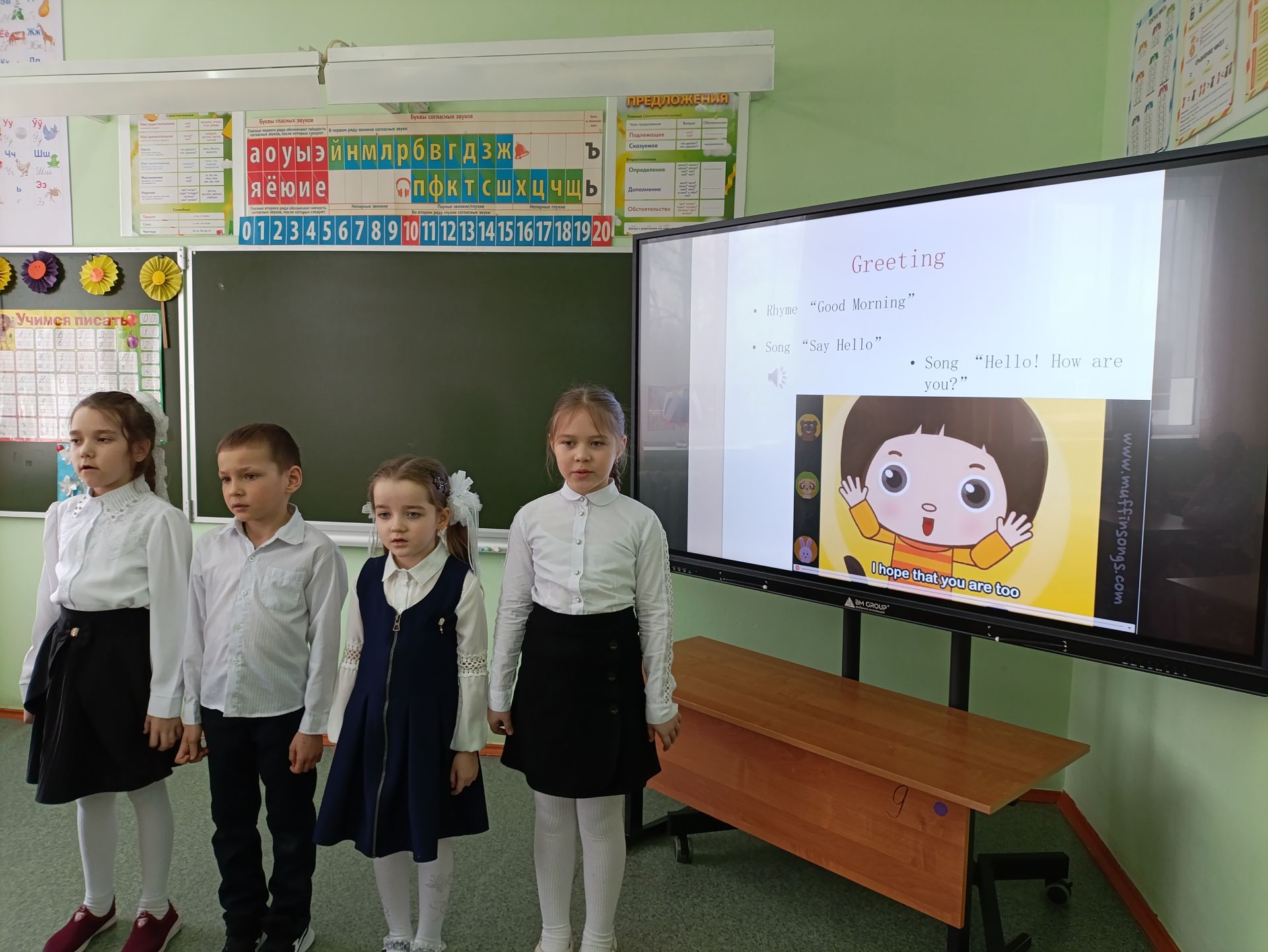 В Чувашско-Дрожжановской средней школе провели неделю английского языка