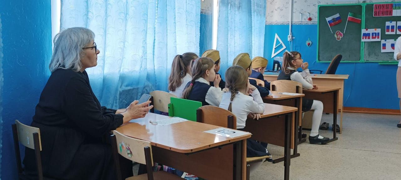 Герои живут в наших сердцах: в Алешкин-Саплыкской средней школе почтили память героя Ивана Кудряшова