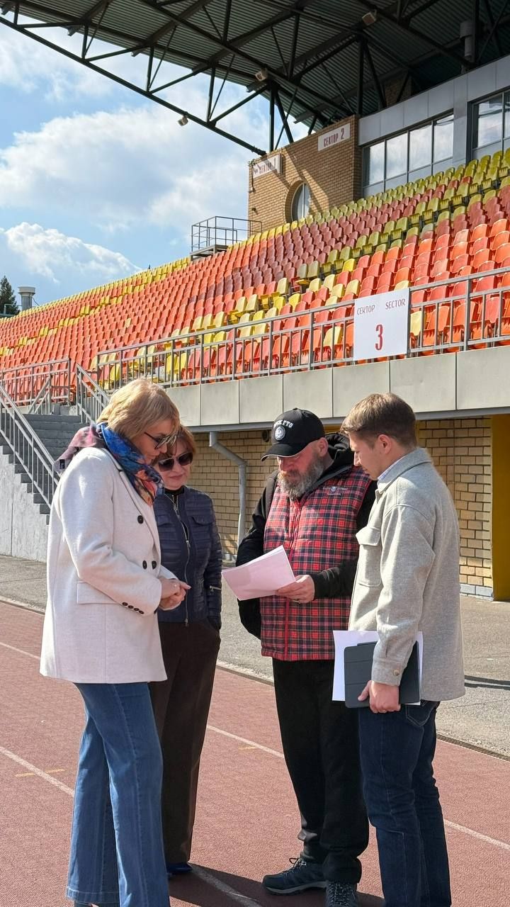 Депутаты Государственного Совета РТ посетили МБУ ДО «СШОР ФСО «Трудовые резервы»