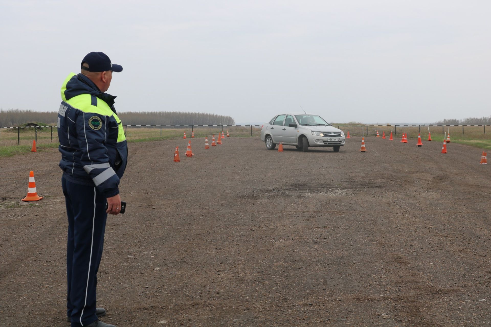 Автомногоборье в Дрожжановском техникуме: знатоки ПДД и мастера руля вышли в республиканский этап
