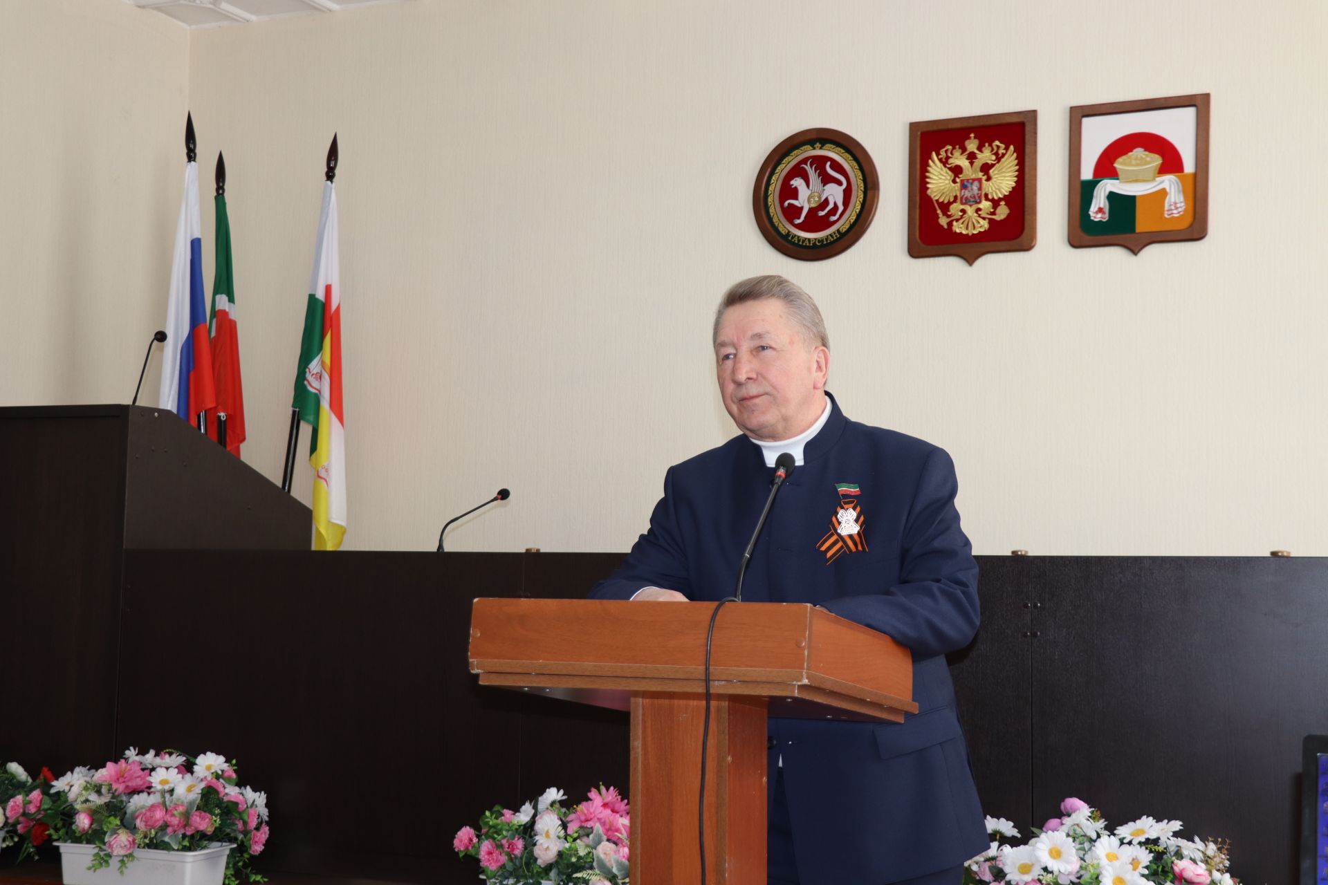 Их мужество бессмертно: в Дрожжановском районе РТ передали ордена и медали героев СВО родным